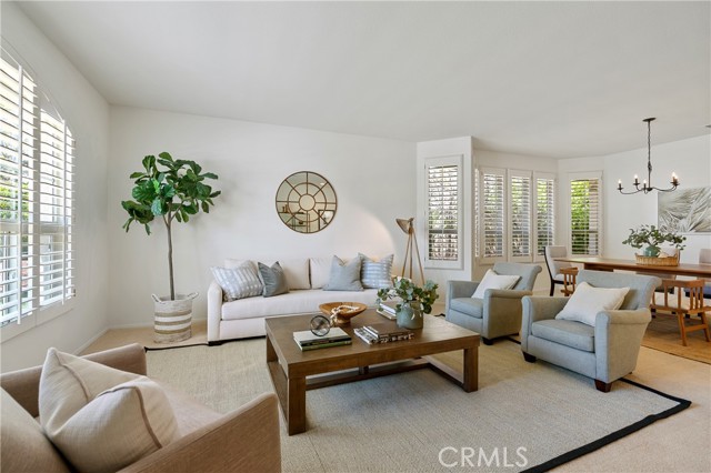 1830 Red Robin Place photo 3
