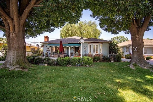132 N Jewell Place, Orange CA: https://media.crmls.org/medias/c26075fe-e751-49db-8473-8ebc7014f4f5.jpg