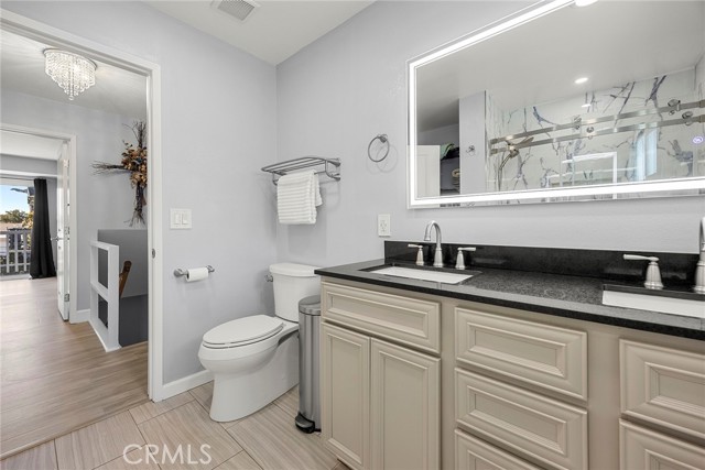 Detail Gallery Image 19 of 29 For 313 N Acacia #C, Fullerton,  CA 92831 - 2 Beds | 1/1 Baths