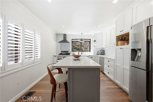 528 Brentwood, Lake Arrowhead CA: https://media.crmls.org/medias/c2616d1a-fabb-4e6d-9794-ef8a692db7a1.jpg