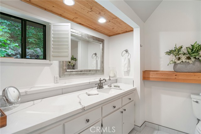 Detail Gallery Image 17 of 31 For 841 Cottage Grove Rd, Lake Arrowhead,  CA 92352 - 3 Beds | 2 Baths