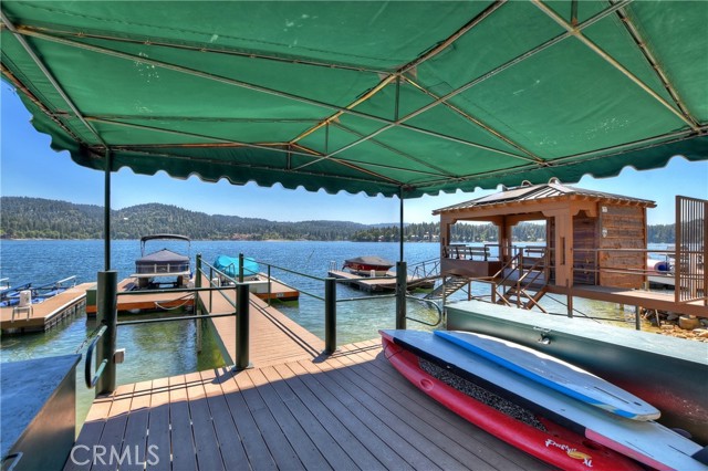 Detail Gallery Image 52 of 67 For 28476 North Shore Rd, Lake Arrowhead,  CA 92352 - 4 Beds | 4/2 Baths