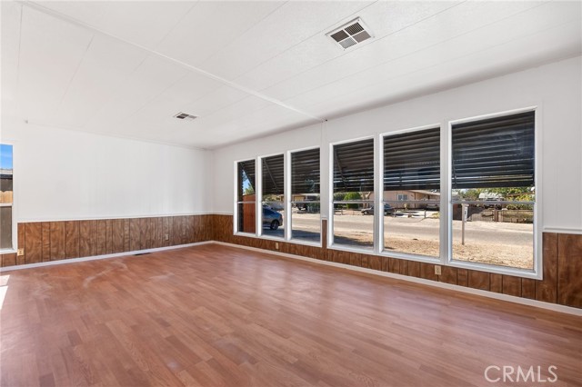 Detail Gallery Image 12 of 20 For 19017 Panther, Adelanto,  CA 92301 - 2 Beds | 2 Baths