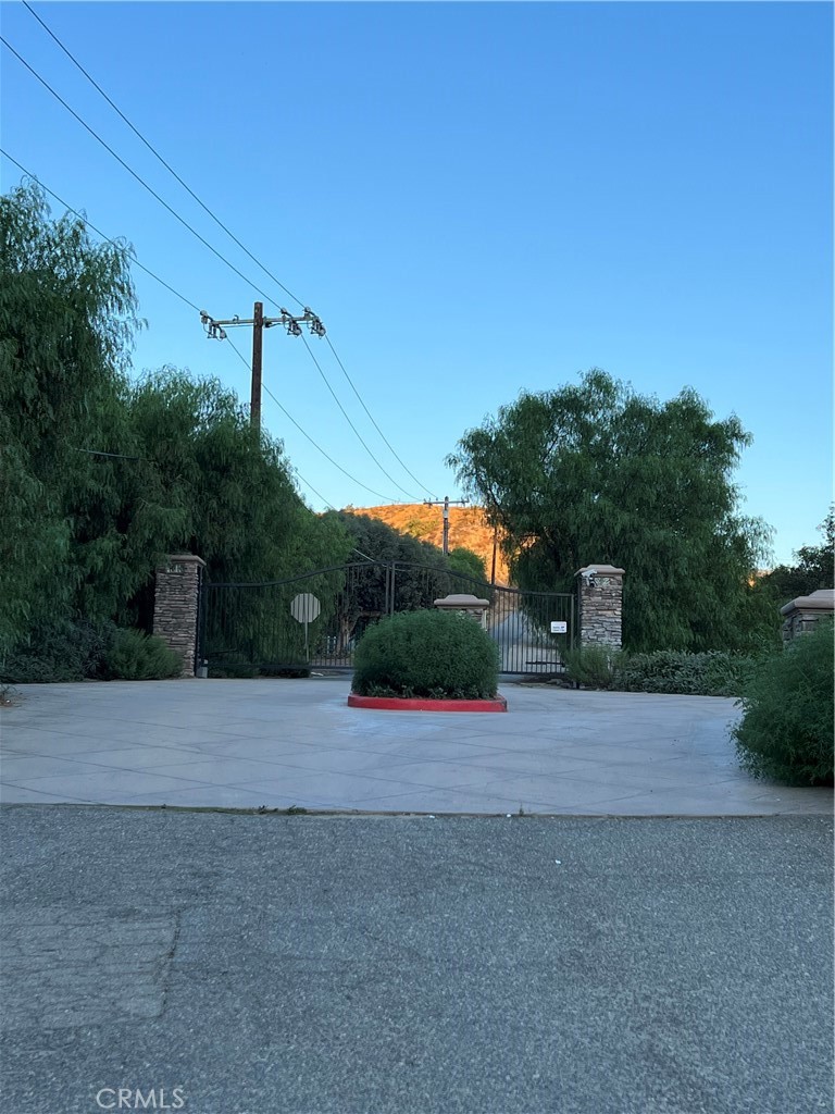910 Williams Canyon Rd, Silverado Canyon, CA 92676