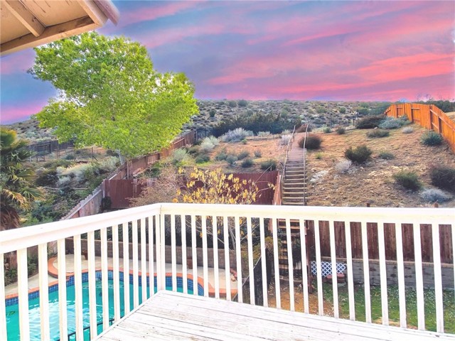 Detail Gallery Image 32 of 38 For 39221 Beacon Ln, Palmdale,  CA 93551 - 5 Beds | 3 Baths