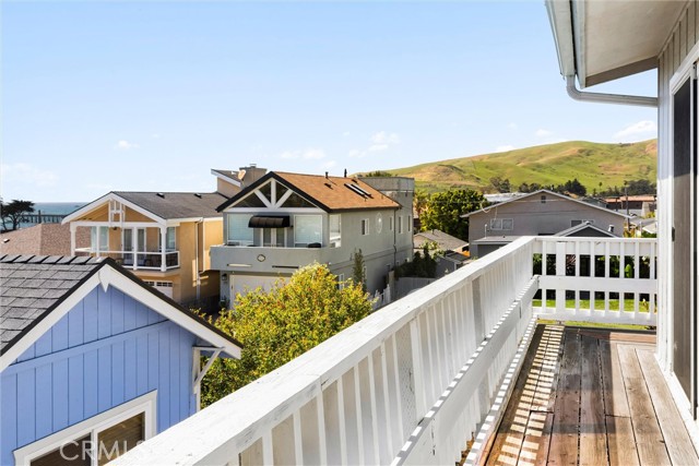 Detail Gallery Image 11 of 32 For 180 G St, Cayucos,  CA 93430 - 3 Beds | 2 Baths