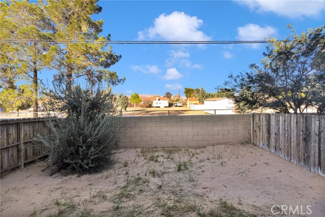 Detail Gallery Image 44 of 45 For 14193 Jicarilla Rd #302,  Apple Valley,  CA 92307 - 3 Beds | 3 Baths