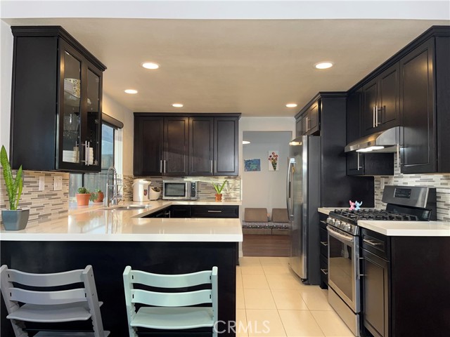 9288 Pipilo Street, San Diego CA: https://media.crmls.org/medias/c2658fb6-520d-49ac-bac3-4585ad8a2658.jpg