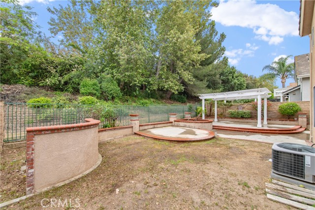 Detail Gallery Image 31 of 37 For 2461 via La Mesa, Chino Hills,  CA 91709 - 4 Beds | 2/1 Baths