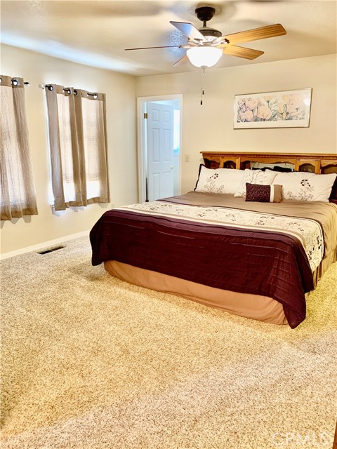 18427 Deer Hill, Hidden Valley Lake CA: https://media.crmls.org/medias/c265d8b6-ca0b-4d1d-b5db-c8872fb4e85b.jpg