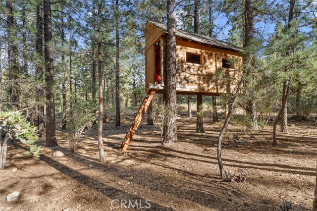 1540 Alderwood Court, Big Bear City CA: https://media.crmls.org/medias/c266948b-5c4f-4a3a-b16e-53e4bc0336db.jpg