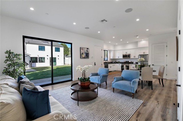 13457 Bradley Avenue, Sylmar CA: https://media.crmls.org/medias/c2694a0f-2bd0-4b7f-b078-91bed97f3fa1.jpg