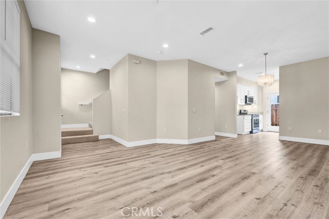 547 N Wilson Avenue, Pasadena CA: https://media.crmls.org/medias/c269d93a-fc19-4d72-910d-1f1f49e98a55.jpg