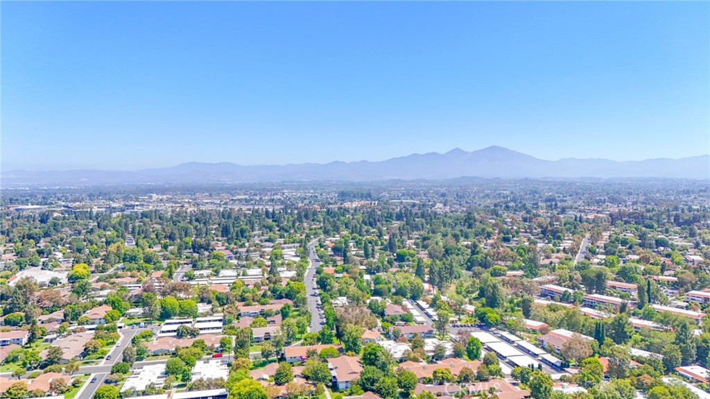 https://media.crmls.org/medias/c269f578-0553-45e9-8762-7e93ec891064.jpg?preset=X-Large