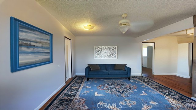 6280 Johnson Avenue, Long Beach CA: https://media.crmls.org/medias/c26a2ced-d3e0-4d26-98c2-1087b75052e6.jpg