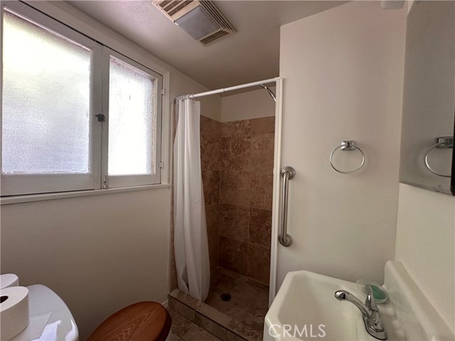 Detail Gallery Image 8 of 14 For 39505 Canyon Dr, Forest Falls,  CA 92339 - 1 Beds | 1 Baths