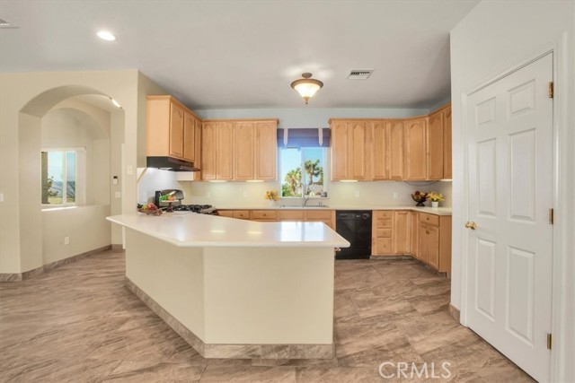 Detail Gallery Image 23 of 69 For 60555 Onaga Trl, Joshua Tree,  CA 92252 - 4 Beds | 2/1 Baths