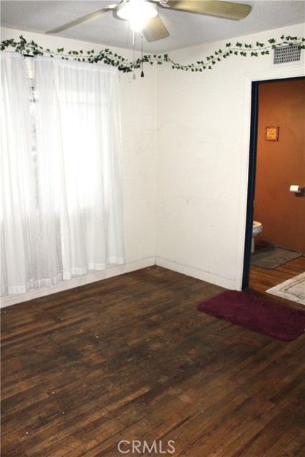 Ample Bedroom with Bathroom Access!