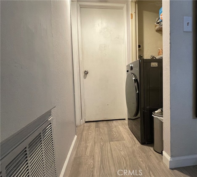 Detail Gallery Image 17 of 26 For 7800 Topanga Canyon Bld #208,  Canoga Park,  CA 91304 - 3 Beds | 2 Baths