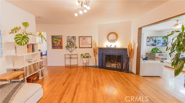 1816 W Yarnell Street, West Covina CA: https://media.crmls.org/medias/c26da951-e986-4468-a95a-98c16fe155ea.jpg