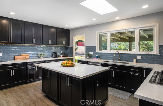 27563 Rainbow Ridge Road, Palos Verdes Peninsula, California 90274, 3 Bedrooms Bedrooms, ,2 BathroomsBathrooms,Residential,Sold,Rainbow Ridge,SB20025340