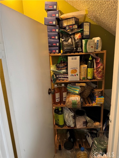 Detail Gallery Image 6 of 18 For 8041 Puritan St, Downey,  CA 90242 - – Beds | – Baths