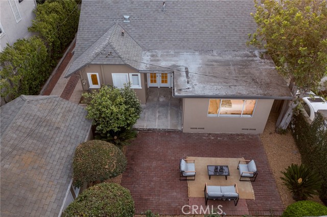 802 S Arroyo Boulevard, Pasadena CA: https://media.crmls.org/medias/c26ebfe0-daeb-4522-8847-458d84b6d110.jpg