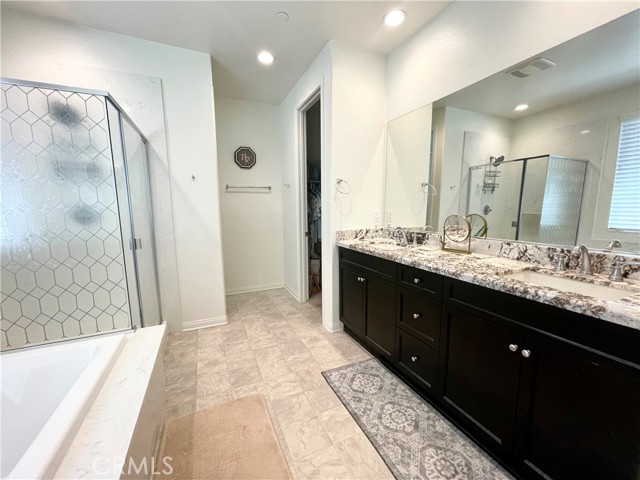 Detail Gallery Image 21 of 33 For 34392 Lapis Ct, Murrieta,  CA 92563 - 4 Beds | 2/1 Baths