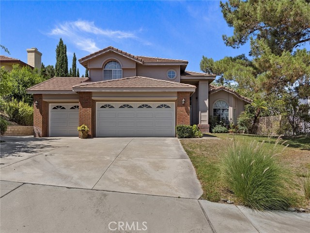 3624 Ridge Line Dr, San Bernardino, CA 92407