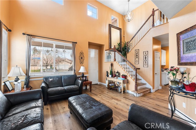 Detail Gallery Image 8 of 50 For 5522 Lighthouse Ln, Palmdale,  CA 93552 - 6 Beds | 3 Baths