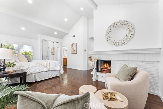 24652 Ashland Drive, Laguna Hills CA: https://media.crmls.org/medias/c27041a5-680b-4edd-9f56-ba4f5eee0033.jpg