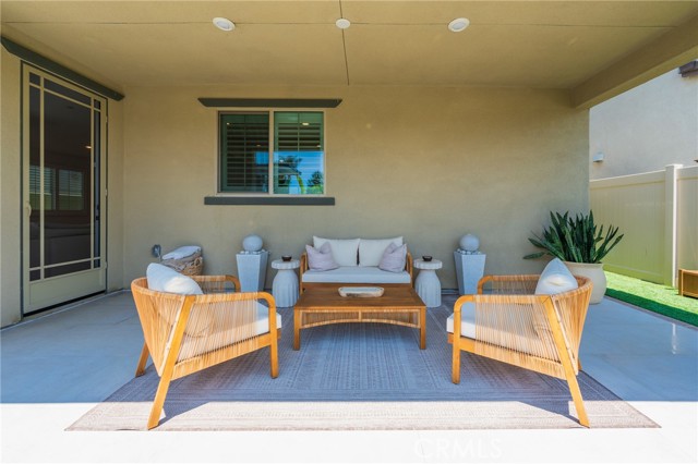 Detail Gallery Image 34 of 49 For 9672 Dawning Dr, Huntington Beach,  CA 92646 - 5 Beds | 4/1 Baths