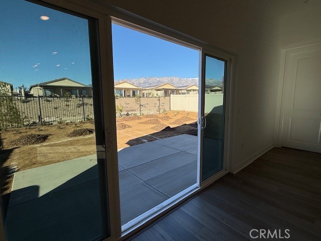 1528 Beacon Drive, Beaumont CA: https://media.crmls.org/medias/c27216c8-7bd4-4fa7-9e1b-d096877f9d5d.jpg