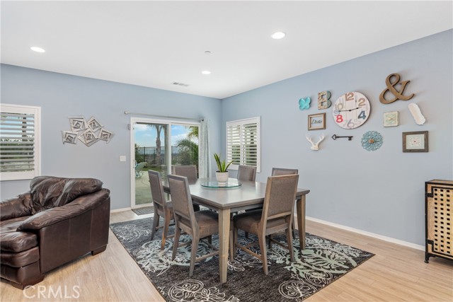 Detail Gallery Image 12 of 42 For 17909 Lapis, San Bernardino,  CA 92407 - 4 Beds | 2 Baths