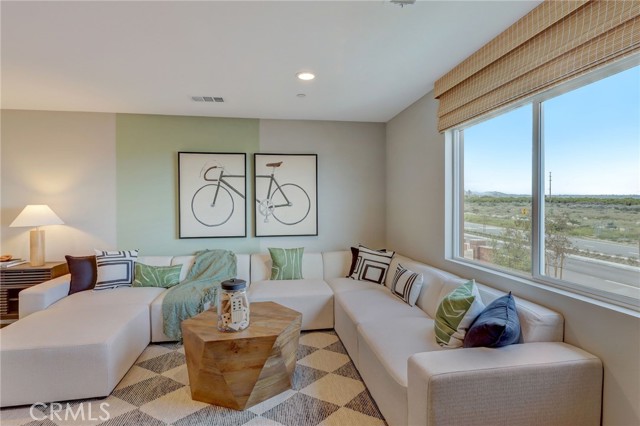 30973 Avenida Ramblas, Highland CA: https://media.crmls.org/medias/c273714d-d1b5-4dcd-8ba6-7cf982ecfba4.jpg