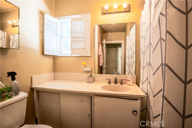 Detail Gallery Image 13 of 43 For 250 Pasadena Ave, Sonora,  CA 95370 - 3 Beds | 1/1 Baths