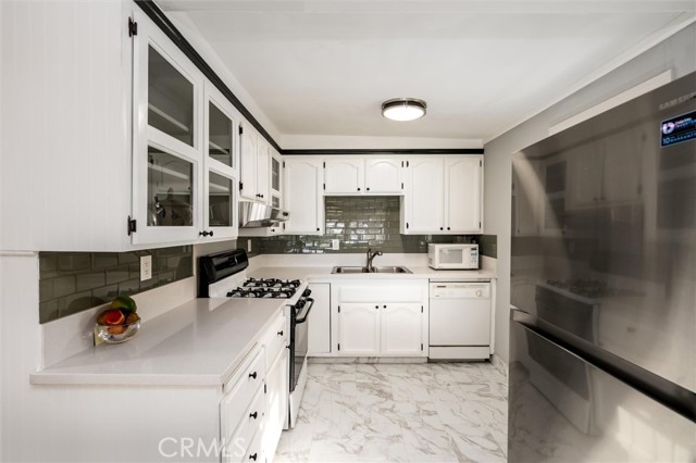 Detail Gallery Image 11 of 49 For 33411 Landerville Bld, Lake Elsinore,  CA 92530 - 3 Beds | 2 Baths