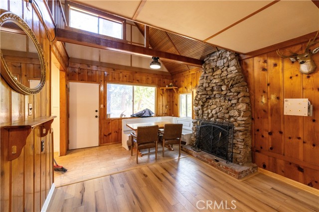 Detail Gallery Image 34 of 54 For 2242 Deep Creek Dr, Running Springs,  CA 92382 - 2 Beds | 2 Baths