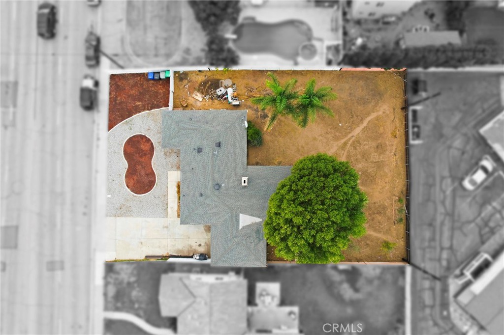 MLS #OC25259538 image #25