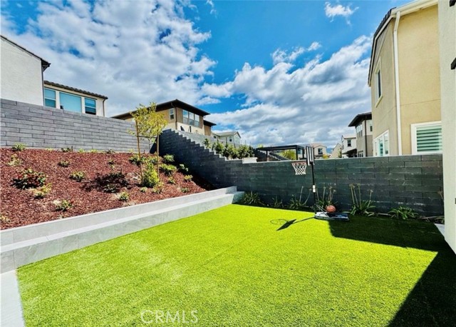 295 Autumn Way, Mission Viejo CA: https://media.crmls.org/medias/c275d37a-2767-4e58-abd6-9aa11af7a61e.jpg