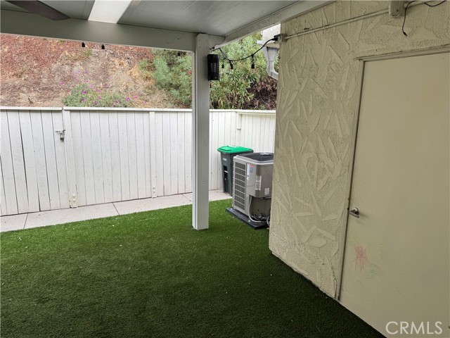 30724 CALLE RESPLENDOR, San Juan Capistrano CA: https://media.crmls.org/medias/c2760e1e-81bb-413d-930e-9188833d0588.jpg