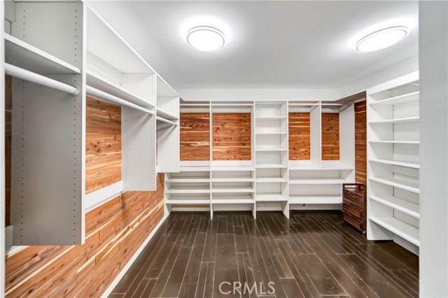 Detail Gallery Image 35 of 55 For 5441 Calvin Ave, Tarzana,  CA 91356 - 5 Beds | 5/1 Baths