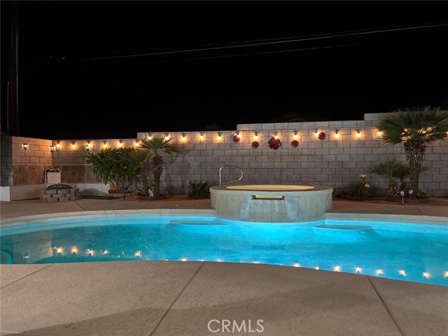 Detail Gallery Image 6 of 10 For 66026 Avenida Cadena, Desert Hot Springs,  CA 92240 - 4 Beds | 2 Baths