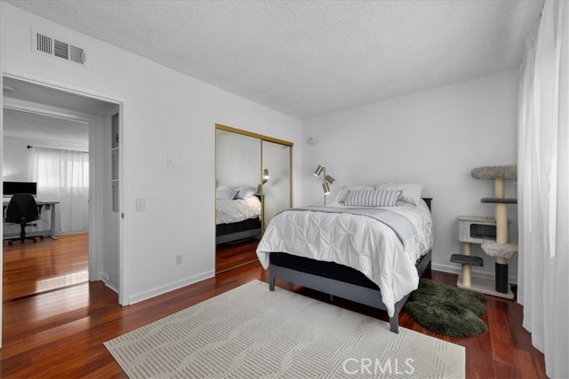 1747 Barry Avenue, Los Angeles CA: https://media.crmls.org/medias/c2783230-68d7-40ea-aa61-41ac13dd98bd.jpg