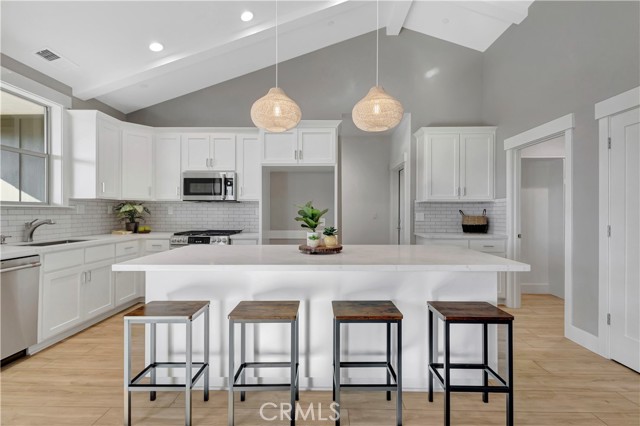 Detail Gallery Image 16 of 43 For 6319 Lucky John Rd, Paradise,  CA 95969 - 3 Beds | 2/1 Baths