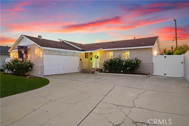 Detail Gallery Image 1 of 1 For 10415 Greenbush Ave, Whittier,  CA 90604 - 3 Beds | 1/1 Baths