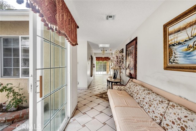 Detail Gallery Image 20 of 31 For 16875 Sausalito Dr, Whittier,  CA 90603 - 10 Beds | 2/8 Baths