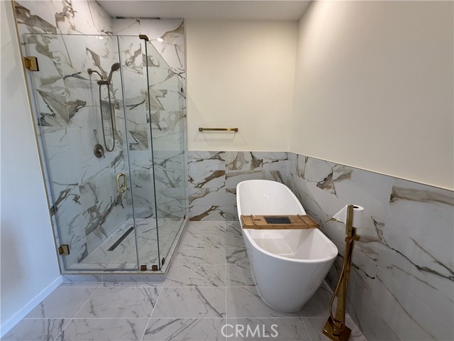 Detail Gallery Image 9 of 9 For 8149 Saint Clair Ave, North Hollywood,  CA 91605 - 6 Beds | 5 Baths