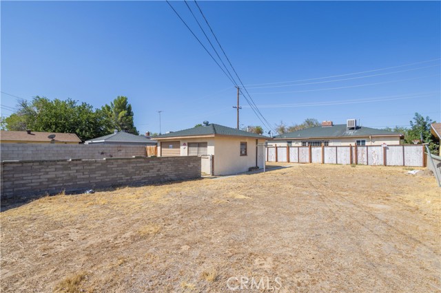 Detail Gallery Image 15 of 23 For 44632 Fern Ave, Lancaster,  CA 93534 - 4 Beds | 2 Baths