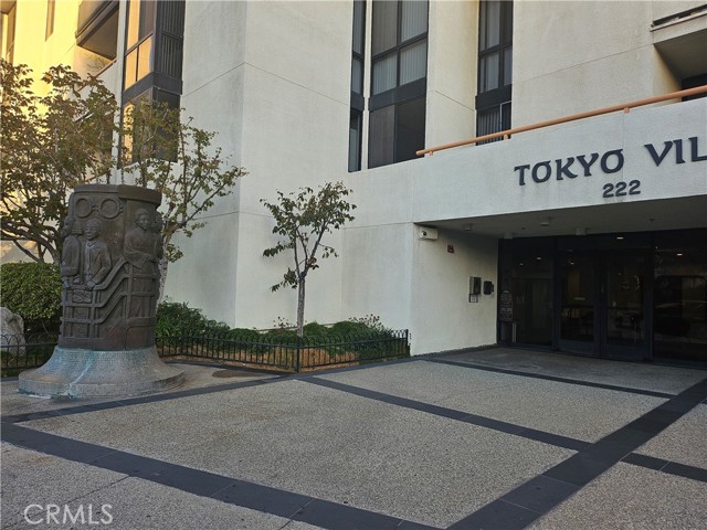 Detail Gallery Image 2 of 24 For 222 S Central, Los Angeles,  CA 90012 - 2 Beds | 2 Baths